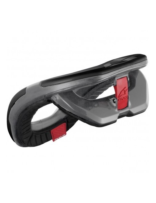 EVS MINERVE R4 BLACK / ENFANT