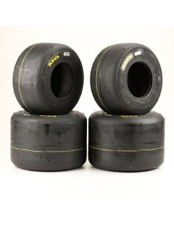 set de Pneu MG FZ