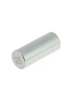 (81) Maneton 20x48,8 mm